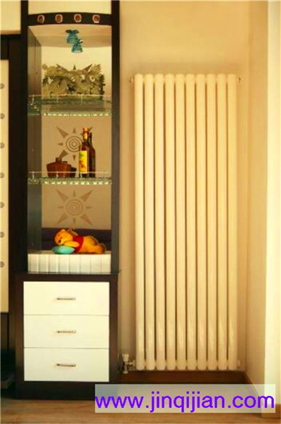 钢制暖气片防腐蚀性能与防腐剂密切相关，九游娱乐钢制暖气片远销欧洲