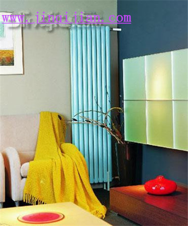 2012散热器十大排名第三：陇星散热器钢制IVA系列 LXGZ-IVA-1800