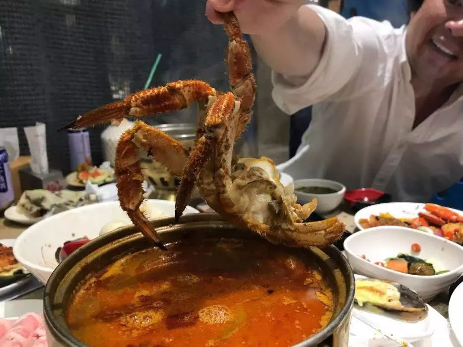 九游娱乐 | 海鲜+温泉双倍满足，这个年会有点嗨！